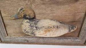 lot 88 image: Barnwood Framed Duck Decoy