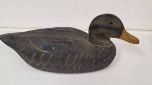 lot 95 image: Set of 3 Duck Decoys  1 Herters 1893 (as)