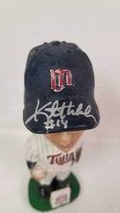 lot 40 image: KENT HRBEK Signed Bobblehead