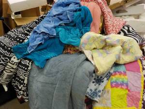 lot 152 image: Lot of Comforters, Fleece Throw and...