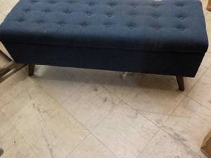 lot 28 image: Upholstered Bench 47 x 15 x 18...