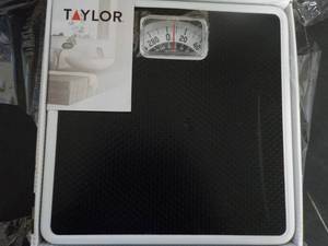 lot 40 image: Taylor Scale...