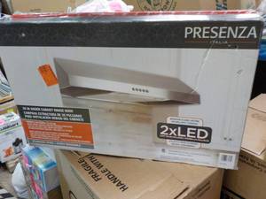 lot 335 image: Presenza 2XLED 30 Under Cabinet Ra...