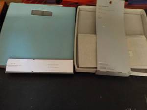 lot 70 image: 2 Fabrics Bins...