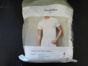 lot 120 image: 4 Goodfellow Classic Crew T-shirts ...