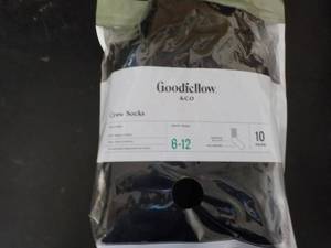lot 121 image: GoodFellow Crew Socks...