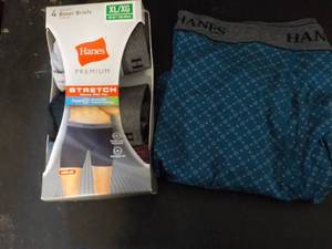 lot 133 image: Mens Boxers size XL...