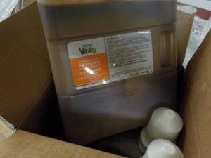 lot 270 image: 3 - 3 Liter Jugs Nestles Orange Ju...