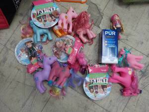 lot 294 image: Goodnites Bedmats and Diapers and M...