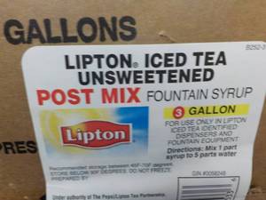 lot 299 image: 3 Gallon Lipton Iced Tea Post Mix S...