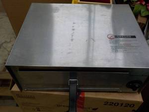 lot 319 image: Professional Series Pizza Oven...