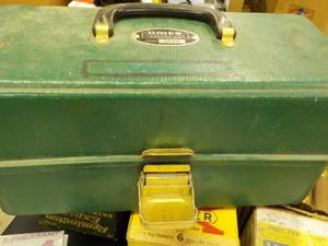 lot 358 image: Vinco Tackle Box...