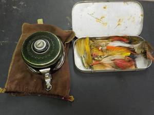 lot 369 image: Vintage Reel and Lurns...