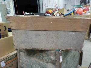 lot 382 image: Vintage Wood Box 36 x 21 x 15...