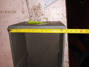 lot 61 image: Poly Livewell insert out of Larson Factory. New, never installed