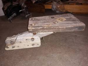 lot 93 image: Kicker motor mounting frame, aluminum