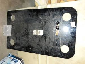 lot 117 image: . Boat table. 30 by 18.