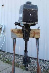 lot 254 image: Mercury 4 Hp Outboard 1979 Short Shaft