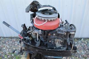lot 257A image: Mercury 9.8 Hp Outboard 1979