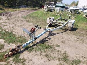 lot 304 image: Blue Bunk Trailer