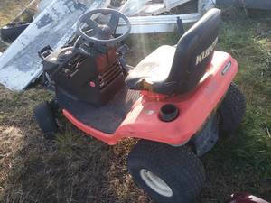 lot 309 image: Kubota Lawn Tractor 17 Hp