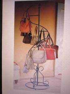 lot 13 image: Purse Caddy  open box Retail $79.99...