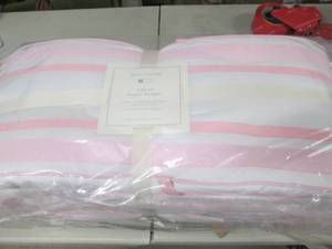 lot 45 image: Pottery Barn Harper Bumper Retail $...