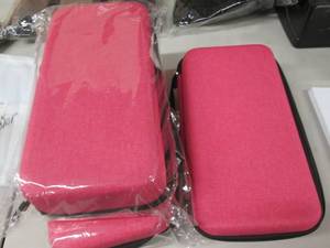 lot 188 image: 3- Zip Cases...