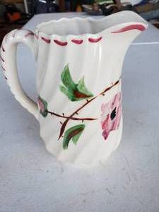 lot 45 image: Blue Ridge Pottery  by Southern Galleries Inc Hand painted