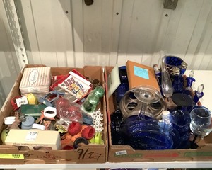 lot 233 image: Napkin Rings, Spreaders, Blue Glass
