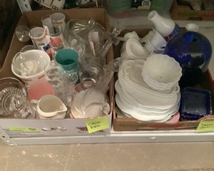 lot 190 image: Miscellaneous glassware