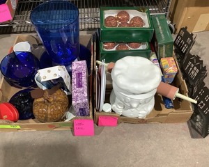 lot 75 image: Glassware & Misc
