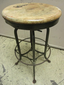 lot 110 image: VINTAGE SHOP STOOL