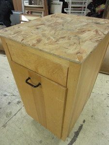 lot 117 image: TRASH RECEPTACLECABINET, WITH PUSH DOOR