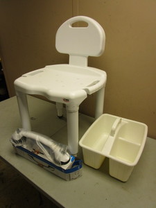 lot 130 image: CAREX UNIVERSAL BATHSHOWER CHAIR, BATHTUB AND SHOWER GRIP BAR, SHOWER CADDY