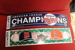 lot 43 image: Twins 1987 Bumper Stickers