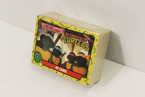 lot 47 image: 1989 Teenage Mutant Ninja Cards By O-PEE-CHEE