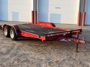 lot 3 image: 2005 Diamond Tandem Axle Car-Hauler  Equipment Trailer