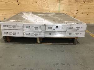 lot 6 image: Lot of 8 cases Natural Floors 5-in Handscraped Columbia Maple Maple Handscraped Engineered Hardwood Flooring (26.26-sq ft)