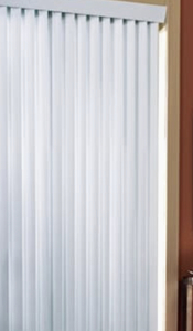 lot 16 image: Lot of 32 Bali Curved Vinyl Vertical Blinds