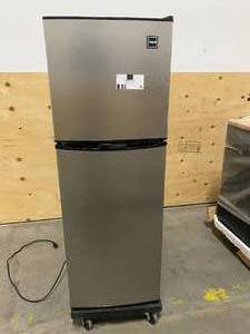 lot 38 image: 4.5 cu. ft. Mini Fridge in Stainless Steel
