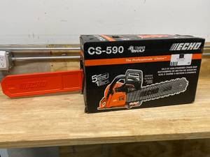 lot 45 image: Echo 20 in. 59.8 cc Gas 2-Stroke Cycle Chainsaw