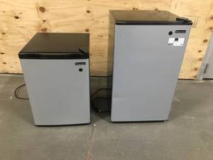 lot 66 image: Lot of 2-Magic Chef Miniature Refrigerators.