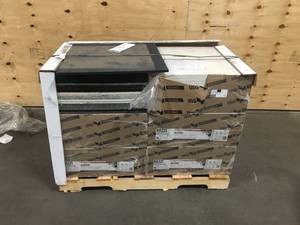lot 70 image: Lot of 80 Astro R8221 Ceiling Acoustic Pannels