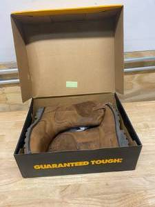 lot 101 image: DEWALT Mens Waterproof Wellington Work BOOTS Steel Toe Bison Brown Size 9m