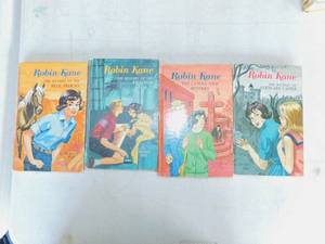 lot 84 image: Four Books by Robin Kane