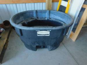 lot 13 image: Structural Foam Stock Tank