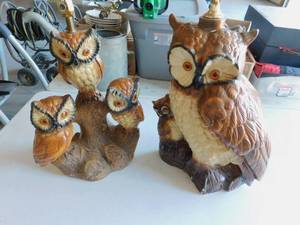 lot 35 image: Two Owl Lamps