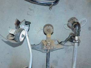 lot 45 image: Three Weed Trimmers