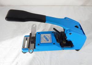 lot 4 image: Pro-Lok Blue Punch Model BP201 Key Punch Cutting Machine